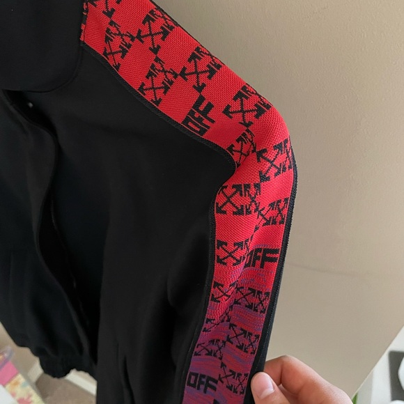 Off-White Bomber Jacket with Rainbow Detailing - Picture 7 of 8